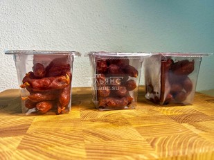 Кнуты Брусничные (500 гр.): Колбаски МИНИ классические с/к (100 гр)