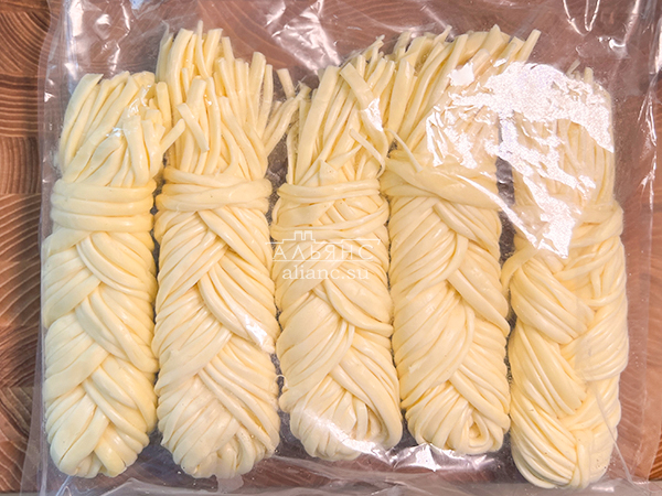 Сырный продукт ФЕРМЕРСКИЙ коса белая в Уфе